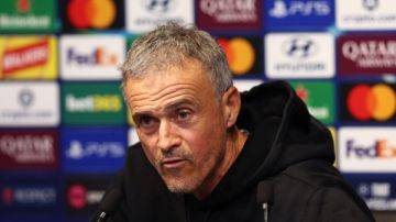 إنريكي: يجب حرمان لامين يامال من الكرة ونريد أن نلحق ببرشلونة أول هزيمة خلال الموسم إنريكي: يجب حرمان لامين يامال من الكرة ونريد أن نلحق ببرشلونة أول هزيمة خلال الموسم