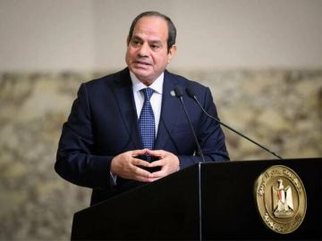 السيسي يصل كوريا الجنوبية في مستهل جولة آسيوية تشمل ماليزيا وإندونيسيا السيسي يصل كوريا الجنوبية في مستهل جولة آسيوية تشمل ماليزيا وإندونيسيا
