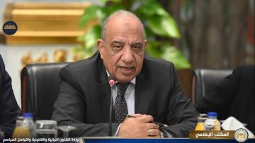 وزير الكهرباء: الطاقة من الملفات الحيوية.. ونستمع لاراء المواطنين ومقترحاتهم وزير الكهرباء: الطاقة من الملفات الحيوية.. ونستمع لاراء المواطنين ومقترحاتهم