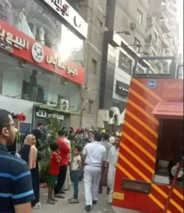 السيطرة على حريق داخل كافية في منطقة التجمع الخامس دون إصابات السيطرة على حريق داخل كافية في منطقة التجمع الخامس دون إصابات
