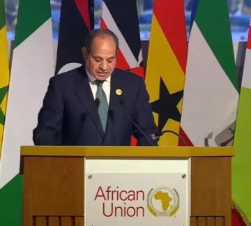 الرئيس السيسي يدعو إلى توطين الصناعة ونقل التكنولوجيا وتسريع تفعيل اتفاقية التجارة الحرة القارية الرئيس السيسي يدعو إلى توطين الصناعة ونقل التكنولوجيا وتسريع تفعيل اتفاقية التجارة الحرة القارية