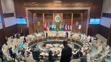 الاقتراع السري والأغلبية المطلقة.. البرلمان العربي ينتخب رئيسه ونوابه ورؤساء لجانه الاقتراع السري والأغلبية المطلقة.. البرلمان العربي ينتخب رئيسه ونوابه ورؤساء لجانه