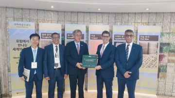 مكتبة الإسكندرية تشارك في الملتقي الدولي الرابع لمتحف الهانجول الوطني بكوريا الجنوبية مكتبة الإسكندرية تشارك في الملتقي الدولي الرابع لمتحف الهانجول الوطني بكوريا الجنوبية