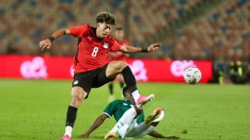 حسام حسن لـ نجوم منتخب مصر عقب الخسارة : إهدار الفرص سبب استقبال الهدف حسام حسن لـ نجوم منتخب مصر عقب الخسارة : إهدار الفرص سبب استقبال الهدف