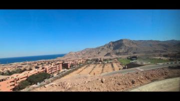 من الجبل إلى البحر.. كيف تعيد أعمال التسوية تشكيل المشهد العمراني؟ من الجبل إلى البحر.. كيف تعيد أعمال التسوية تشكيل المشهد العمراني؟