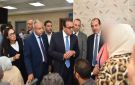 وزير الصحة يجري جولة مفاجئة بمستشفى المدينة بالعبور ويوجه بإعادة توزيع الصيادلة وفق الاحتياجات