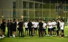 منتخب الناشئين يختتم تدريباته قبل السفر إلى قطر للمشاركة في كأس الخليج