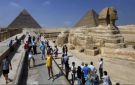 البنك المركزي يكشف حصيلة السياحة في مصر خلال 2026 وتوقعات العام الجاري