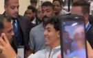 أحمد العوضي يعترض على تصرف بودي جارد مع أحد المعجبين خلال عرض مطلوب عائليا 