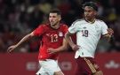فيفا يعاقب إسبانيا بسبب الهتافات المعادية للإسلام خلال مباراة مصر