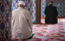 هل تعاد الصلاة حال الشك في عدد الركعات؟.. أمين الفتوى يجيب - eg
