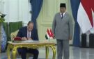 الرئيس السيسي يوقع في سجل الزيارات ويصافح الوفد الرسمي الإندونيسي