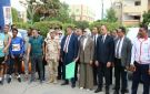 على هامش احتفالات المحافظة بالعيد القومي.. محافظ الوادي الجديد تطلق إشارة بدء ماراثون الوادي الرياضي