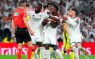 بعد الطرد وإلغاء الهدف.. فينيسيوس يعتذر لجماهير ريال مدريد