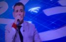 محمود الليثي يكشف سر الرباط الأحمر في يده