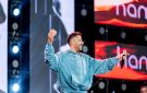 محمد حماقي يشعل الإسكندرية بأضخم حفل جامعي.. و سمعوني يواصل تصدر المنصات العالمية في 2026