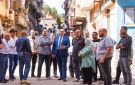 محافظ الإسكندرية يتابع أعمال إزالة أجزاء من العقار المائل.. صور
