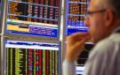 أسهم البنوك الأوروبية تتراجع مع ارتفاع عوائد السندات والأوضاع المالية في فرنسا