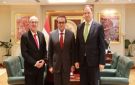 خالد عبدالغفار يناقش مع مرشح رئاسة الصحة العالمية رؤى جديدة لتعزيز كفاءة القطاع الصحي