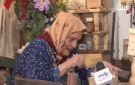 عمرها 80 عاما.. أقدم نجارة في مصر للرئيس السيسي: ربنا يقويك ويسعدك ويحفظك.. إحنا شبعانين ومصر كلها خير