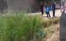 بين الحجارة ومياه الترعة.. أطفال مدارس البياضى بجرجا يخوضون رحلة يومية محفوفة بالخطر
