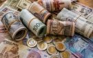 بعد تراجع الدولار والريال السعودي .. اعرف سعر صرف العملات اليوم الأربعاء