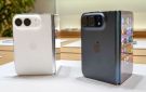 آيفون مطوي بـ2000 دولار.. 5 أسباب قد تجعلك تعيد التفكير قبل شراء iPhone Duo