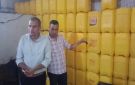 ضبط 5 أطنان زيت فاسد و105 كيلو بن غير صالح للاستهلاك في سمالوط بالمنيا..صور