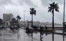 يرفع مخاطر الأمراض الفطرية.. مركز المناخ يحذر المزارعين من الرش قبل المطر