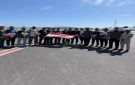 الخارجية: وصول البحارة المصريين إلى مقديشيو تمهيدا لسفرهم إلى القاهرة برفقة السفير المصري.. صور