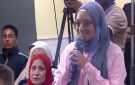 طالبة بطب الأسنان لمدبولي: مفيش تكليف.. ورئيس الوزراء يرد: هل يصح وجود 20 طبيبا على كرسي واحد؟