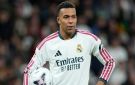 مبابي يستعد لمواجهة برشلونة بسجل تهديفي مميز.. ويقترب من هدفه الـ 100 مع ريال مدريد