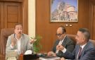 دعما للمستثمرين.. محافظ بورسعيد يوقع 6 عقود جديدة لـ6 مصانع بالمنطقة الصناعية