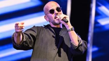 بالصور.. أبو يتألق في حفل تخرج طلاب الجامعة الأمريكية