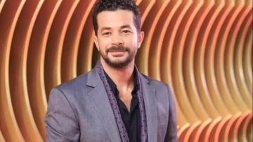 شريف سلامة: لا أنشر أسراري وأحرص على مواكبة تطور الحياة والسوشيال