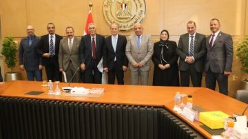 الكهرباء : الانتهاء من الربط المكانى لـ 32.9 مليون مشترك