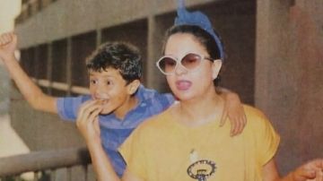 بحبك إلى أن نلتقى.. الفيشاوي يتذكر والدته الراحله بكلمات مؤثرة