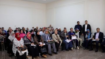 محافظ الإسماعيلية يستقبل المواطنين في أول لقاء بديوان عام المحافظة