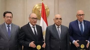 بحضور وزير العدل.. توقيع بروتوكول تعاون قضائي بين محكمة النقض والمحكمة العليا الموريتانية بحضور وزير العدل.. توقيع بروتوكول تعاون قضائي بين محكمة النقض والمحكمة العليا الموريتانية