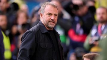 أشعر بالأسف لأجله.. فليك يعلق على إصابة تير شتيجن