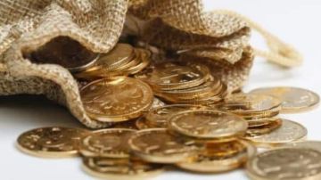 بين القلم والمال.. دروس السلف في زمن اللهاث خلف الدنيا بين القلم والمال.. دروس السلف في زمن اللهاث خلف الدنيا