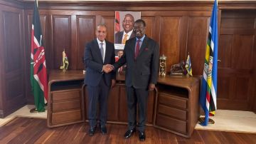 رئيس وزراء كينيا لعبد العاطي: نشيد بإعلاء مصر الحوار لتحقيق مصالح دول الحوض