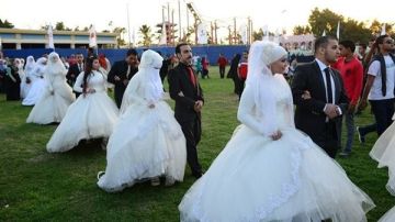 فرحة مصر.. التضامن: تسجيل 2000 شاب وفتاة.. وأول عروسين من ذوي الإعاقة فيديو