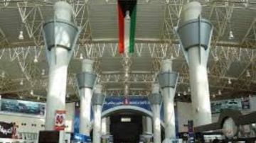 هجوم مسيرة إيرانية على مطار الكويت الدولي وسقوط جرحى