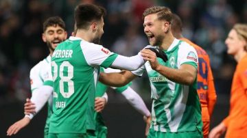 الكشف عن المدرب الجديد لـ فيردر بريمن الألماني