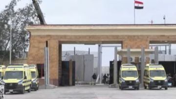 بعد استكمال الإجراءات.. المسافرون يتجهون إلى قطاع غزة عبر معبر رفح