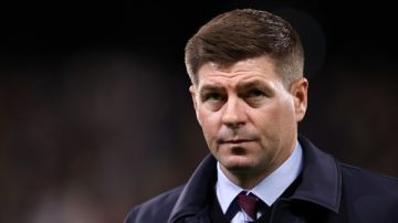 تعليق جيرارد على تحطيم محمد صلاح رقمه القياسي في الدوري الإنجليزي تعليق جيرارد على تحطيم محمد صلاح رقمه القياسي في الدوري الإنجليزي