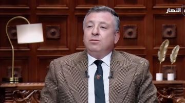 باسل سماقية: كنت بشتغل 17 ساعة في اليوم.. وحصلت على الجنسية المصرية من 5 سنين باسل سماقية: كنت بشتغل 17 ساعة في اليوم.. وحصلت على الجنسية المصرية من 5 سنين