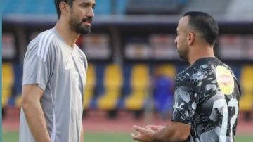 رئيس الاتحاد السكندري يكشف حقيقة الخلاف بين محمود علاء وأفشة