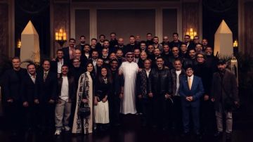 سحور رمضاني يجمع نجوم الفن والإعلام المصري بدعوة من تركي آل الشيخ